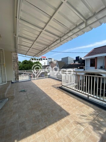 Rumah Minimalis 3 KT LT 105m2 di Sentul City Rumah Minimalis 3 KT LT 105m2 di Sentul City
