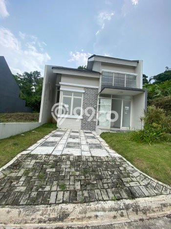 Rumah Modern 3 KT LT 126m2 di Sentul City Rumah Modern 3 KT LT 126m2 di Sentul City
