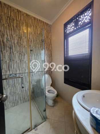 Ready to Use! Luxury House LT 1061m2 Desain Modern di Sentul City Ready to Use! Luxury House LT 1061m2 Desain Modern di Sentul City