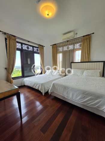 Ready to Use! Luxury House LT 1061m2 Desain Modern di Sentul City Ready to Use! Luxury House LT 1061m2 Desain Modern di Sentul City