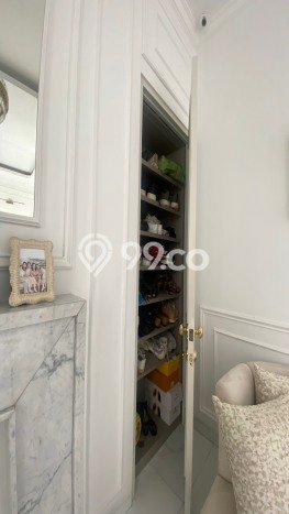 Rumah Elit Modern Tanpa Renovasi di Sentul City Bogor Rumah Elit Modern Tanpa Renovasi di Sentul City Bogor
