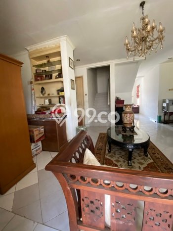Rumah Luas Asri 5 KT Siap Huni di Sentul City Bogor Rumah Luas Asri 5 KT Siap Huni di Sentul City Bogor