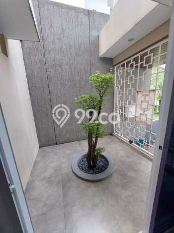 Rumah Elit Modern Tanpa Renovasi di Sentul City Bogor Rumah Elit Modern Tanpa Renovasi di Sentul City Bogor