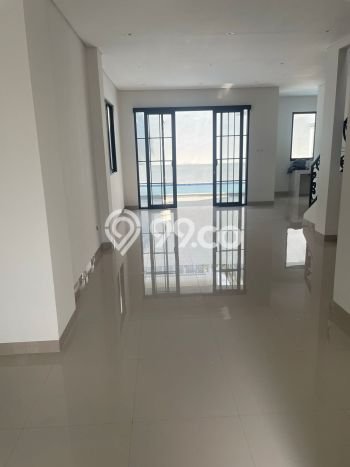 For Sale! Luxury House LT 220m2 Desain Elegan di Sentul City For Sale! Luxury House LT 220m2 Desain Elegan di Sentul City