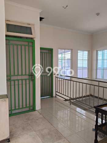 Rumah Elit LB 200m2 Siap Pakai Desain Elegan di Sentul City, Bogor Rumah Elit LB 200m2 Siap Pakai Desain Elegan di Sentul City, Bogor