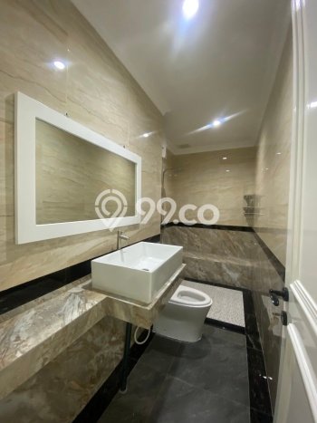 Rumah Mewah LB 250m2 Siap Huni Desain Elegan di Sentul City, Bogor Rumah Mewah LB 250m2 Siap Huni Desain Elegan di Sentul City, Bogor