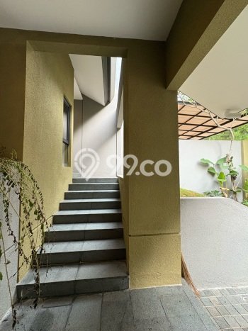 Rumah Luas Asri 3 KT Siap Pakai di Sentul City Bogor Rumah Luas Asri 3 KT Siap Pakai di Sentul City Bogor