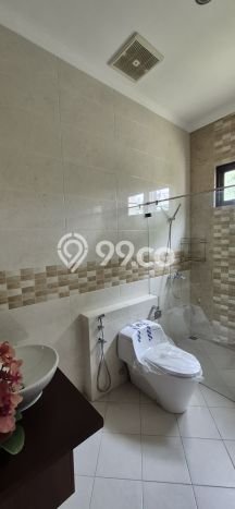 Rumah Elit LB 350m2 Siap Huni Desain Elegan di Sentul City, Bogor Rumah Elit LB 350m2 Siap Huni Desain Elegan di Sentul City, Bogor
