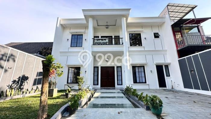Rumah Elit Modern Siap Huni di Sentul City Bogor Rumah Elit Modern Siap Huni di Sentul City Bogor