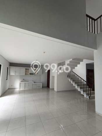 Rumah Elit Modern Tanpa Renovasi di BSD City Tangerang Rumah Elit Modern Tanpa Renovasi di BSD City Tangerang