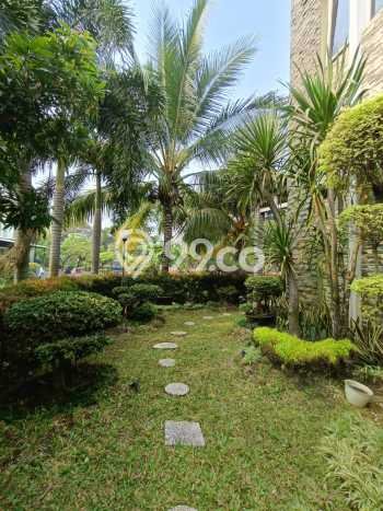 Jual Rumah Mewah Megah Dengan View Cantik di Gading Serpong, Tangerang Jual Rumah Mewah Megah Dengan View Cantik di Gading Serpong, Tangerang