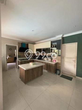 Jual Rumah Luas Elegan Dengan View Eksklusif di BSD Puspita Loka, Tangerang Jual Rumah Luas Elegan Dengan View Eksklusif di BSD Puspita Loka, Tangerang
