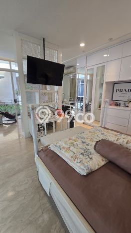 Rumah Mewah LB 345m2 Siap Huni Desain Elegan di Pluit, Jakarta Utara Rumah Mewah LB 345m2 Siap Huni Desain Elegan di Pluit, Jakarta Utara