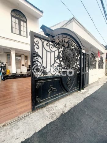 Hunian Super Mewah dengan Akses Paling Strategis di Pondok Ranji, Tangerang Selatan Hunian Super Mewah dengan Akses Paling Strategis di Pondok Ranji, Tangerang Selatan