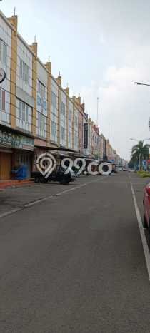 Ruko Kawasan Bisnis di Serpong, Luas 169m², Mainroad Ruko Kawasan Bisnis di Serpong, Luas 169m², Mainroad