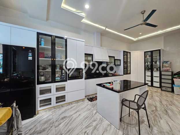 Rumah Mewah LB 950m2 Siap Huni Desain Elegan di Alam Sutera, Tangerang Rumah Mewah LB 950m2 Siap Huni Desain Elegan di Alam Sutera, Tangerang