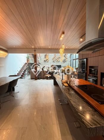 Hunian Mewah LB 300m2 Siap Pakai Desain Elegan di Alam Sutera, Tangerang Hunian Mewah LB 300m2 Siap Pakai Desain Elegan di Alam Sutera, Tangerang