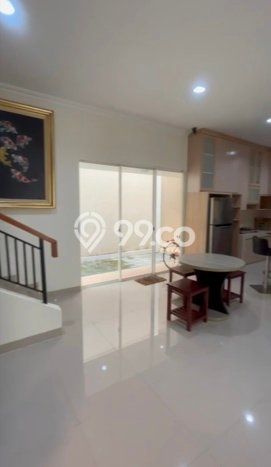 Rumah Elit LB 155m2 Siap Huni Desain Elegan di Gading Serpong, Tangerang Rumah Elit LB 155m2 Siap Huni Desain Elegan di Gading Serpong, Tangerang