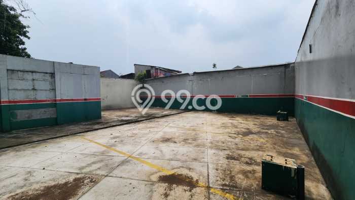 Unit Komersial Dijual di Serpong Tangerang Selatan Luas Tanah 1126m2, Luas Bangunan 1126m2 Unit Komersial Dijual di Serpong Tangerang Selatan Luas Tanah 1126m2, Luas Bangunan 1126m2
