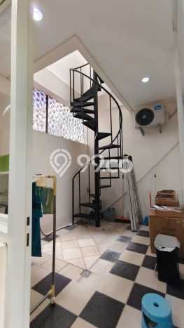Jual Rumah Mewah Elegan Dengan View Eksklusif di Alam Sutera, Tangerang Jual Rumah Mewah Elegan Dengan View Eksklusif di Alam Sutera, Tangerang