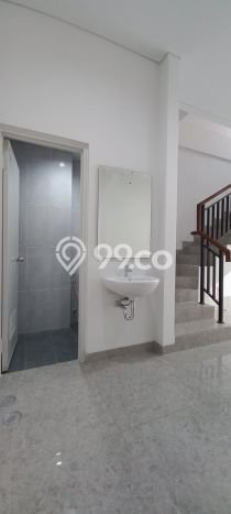 Ruko Dijual di Prime Area Tangerang Luas 108m2 Ruko Dijual di Prime Area Tangerang Luas 108m2