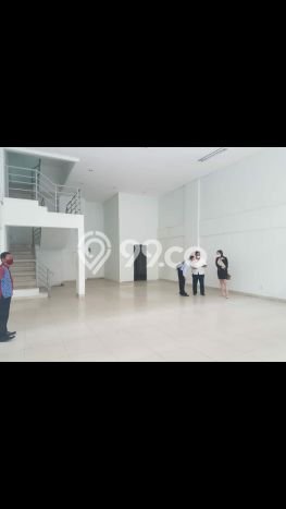Unit Ruko Dijual di Kelapa Gading Jakarta Utara Luas Tanah 102m2, Luas Bangunan 513m2 Unit Ruko Dijual di Kelapa Gading Jakarta Utara Luas Tanah 102m2, Luas Bangunan 513m2