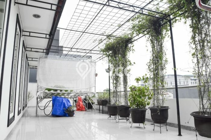 Siap Huni Hunian Elit 6 Kamar di Kelapa Gading Dekat ke Mana Pun Siap Huni Hunian Elit 6 Kamar di Kelapa Gading Dekat ke Mana Pun