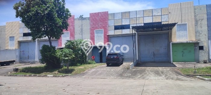 Gudang Dijual di Jakarta Utara LT 350m2 & LB 240m2 Lokasi Terbaik! Gudang Dijual di Jakarta Utara LT 350m2 & LB 240m2 Lokasi Terbaik!