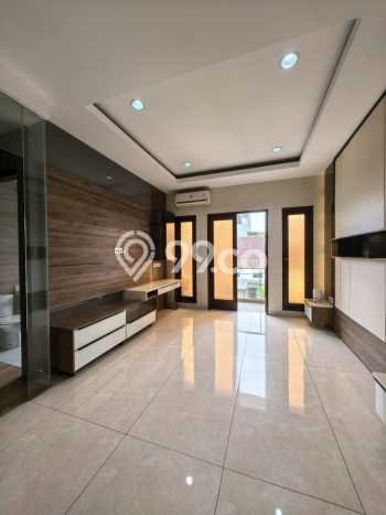 Siap Huni Rumah Mewah 5 Kamar di Kelapa Gading Dekat ke Mana Saja Siap Huni Rumah Mewah 5 Kamar di Kelapa Gading Dekat ke Mana Saja