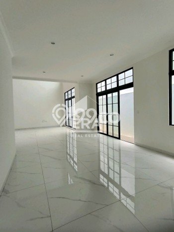 Siap Huni Rumah Mewah 4 Kamar di Bogor Selatan Dekat ke Mana Pun Siap Huni Rumah Mewah 4 Kamar di Bogor Selatan Dekat ke Mana Pun