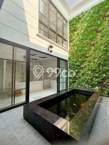 Rumah Eksklusif Siap Huni LT 312m2 di Kelapa Gading, Jakarta Utara Rumah Eksklusif Siap Huni LT 312m2 di Kelapa Gading, Jakarta Utara