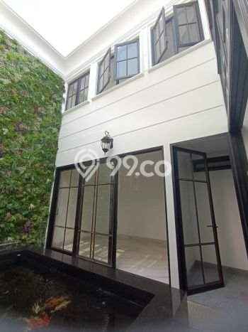 Rumah Eksklusif Siap Huni LT 312m2 di Kelapa Gading, Jakarta Utara Rumah Eksklusif Siap Huni LT 312m2 di Kelapa Gading, Jakarta Utara