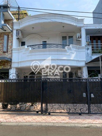 Rumah Eksklusif Dijual LT 104m2 di Kelapa Gading, Jakarta Utara Rumah Eksklusif Dijual LT 104m2 di Kelapa Gading, Jakarta Utara