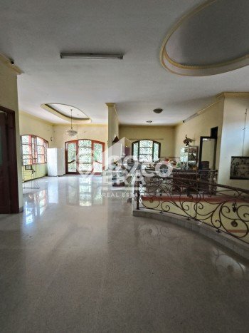 Rumah Mewah LB 700m2 Siap Pakai Desain Elegan di Kayu Putih, Jakarta Timur Rumah Mewah LB 700m2 Siap Pakai Desain Elegan di Kayu Putih, Jakarta Timur