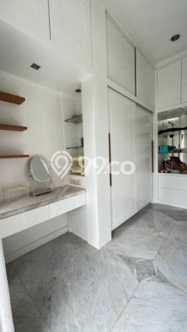 Ready to Use! Premium House LT 300m2 Desain Elegan di BSD City Ready to Use! Premium House LT 300m2 Desain Elegan di BSD City