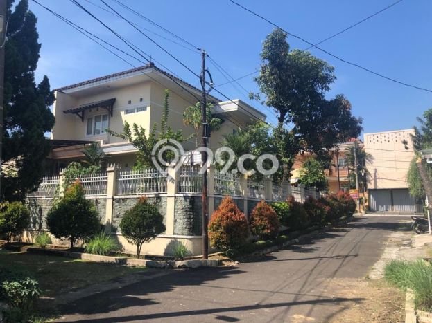 Hunian Elit LB 265m2 Siap Huni Desain Elegan di Tegallega, Bogor Hunian Elit LB 265m2 Siap Huni Desain Elegan di Tegallega, Bogor