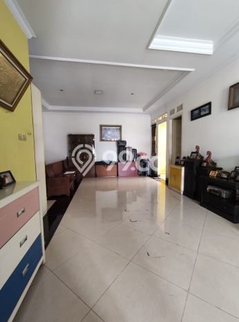 Rumah Strategis Modern Lb 300m2 di Cibinong, Bogor Rumah Strategis Modern Lb 300m2 di Cibinong, Bogor