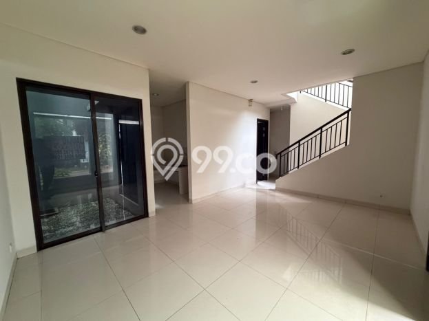 Dijual Cepat Rumah Favorit Siap Huni LB 102m2 di BSD, Tangerang Selatan Dijual Cepat Rumah Favorit Siap Huni LB 102m2 di BSD, Tangerang Selatan