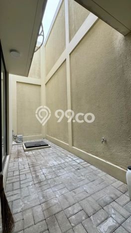 Rumah Elit Modern Tanpa Renovasi di Gading Serpong Tangerang Rumah Elit Modern Tanpa Renovasi di Gading Serpong Tangerang