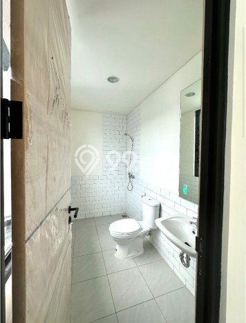 Ready to Use! Luxury House LT 198m2 Desain Elegan di Lippo Karawaci Ready to Use! Luxury House LT 198m2 Desain Elegan di Lippo Karawaci