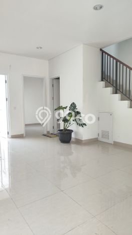 Rumah Luas Asri 3 KT Siap Pakai di BSD Tangerang Rumah Luas Asri 3 KT Siap Pakai di BSD Tangerang