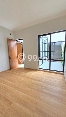 Rumah Elit LB 330m2 Siap Pakai Desain Elegan di BSD Kencana Loka, Tangerang Rumah Elit LB 330m2 Siap Pakai Desain Elegan di BSD Kencana Loka, Tangerang