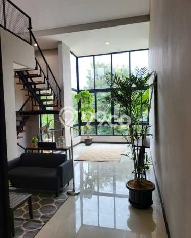 For Sale! Premium House LT 200m2 Desain Elegan di BSD For Sale! Premium House LT 200m2 Desain Elegan di BSD