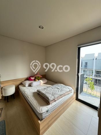 HOT DEAL! Dijual Rumah Premium di BSD City, Tangerang, LT 65m² Luas Bangunan 77m² HOT DEAL! Dijual Rumah Premium di BSD City, Tangerang, LT 65m² Luas Bangunan 77m²
