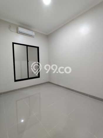 Rumah Minimalis 4 Kamar LT 90m2 di Villa Melati Mas Rumah Minimalis 4 Kamar LT 90m2 di Villa Melati Mas