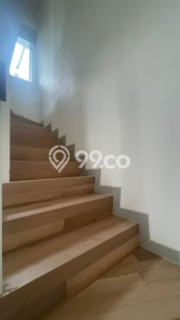 Rumah Minimalis 2 KT di Gading Serpong Tangerang Semi Furnished Rumah Minimalis 2 KT di Gading Serpong Tangerang Semi Furnished