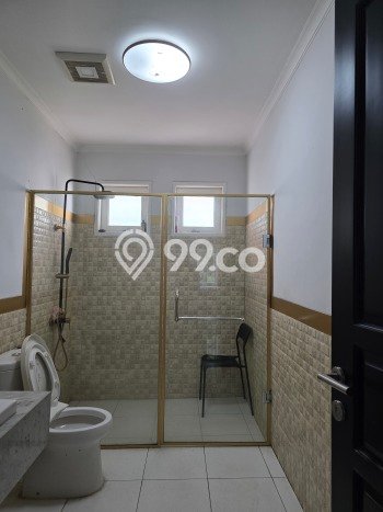 Dijual Rumah Premium dengan Fasilitas Sekitar Komplit di BSD, Tangerang Selatan Dijual Rumah Premium dengan Fasilitas Sekitar Komplit di BSD, Tangerang Selatan