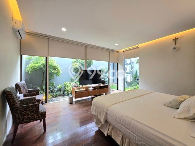 Rumah Elit Modern Siap Huni di BSD The Green Tangerang Rumah Elit Modern Siap Huni di BSD The Green Tangerang