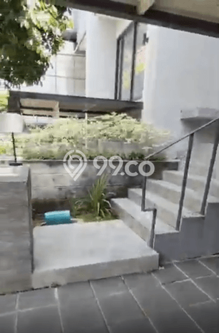 Rumah Luas Asri 3 KT Siap Pakai di BSD Green Wich Tangerang Rumah Luas Asri 3 KT Siap Pakai di BSD Green Wich Tangerang