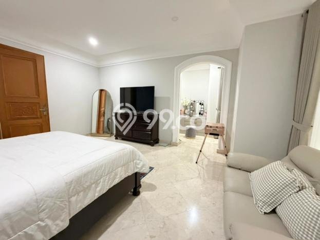 Rumah Luxury Modern Siap Huni di BSD Puspita Loka Tangerang Rumah Luxury Modern Siap Huni di BSD Puspita Loka Tangerang